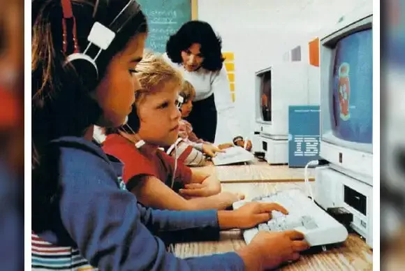 Use of computers in elementary schools in the U.S.