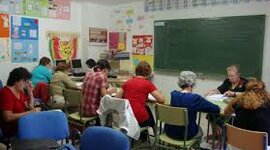 Timeline: "HISTORIA Y POLÍTICA DE LA EDUCACIÓN DE ADULTOS"