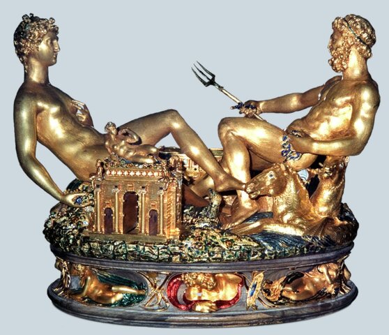 Saliera in oro e smalti di BENVENUTO CELLINI