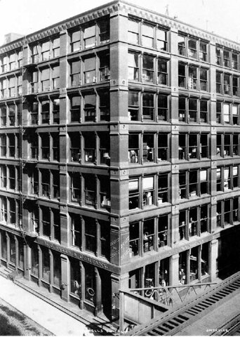 Magazzino Leiter- LE BARON JENNEY