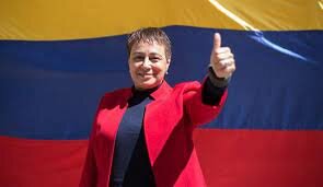 Gobierno Colombiano se disculpa con una mujer Lesbiana por vulnerar sus derechos.