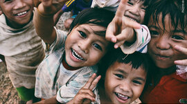 Timeline: Tras los pasos de la infancia y la adolescencia