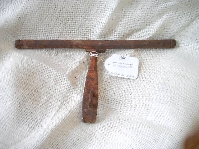 400 A. C. Primera plancha