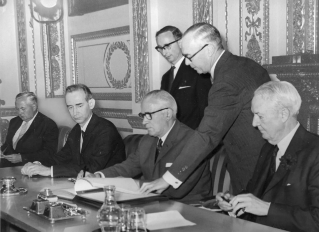 Entra en vigor el Tratado de No Proliferación Nuclear