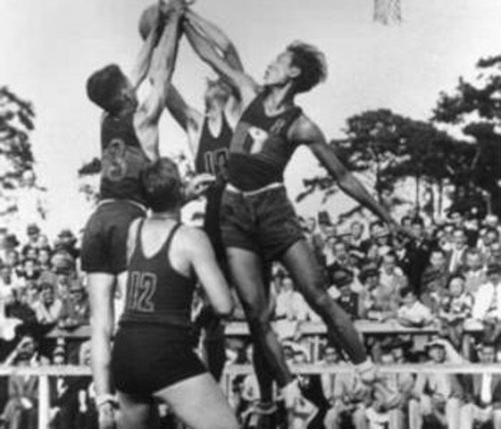 Introducción del baloncesto en México.