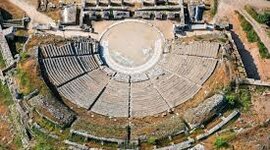 Timeline: ΑΡΧΑΙΑ ΕΛΛΗΝΙΚΗ ΤΡΑΓΩΔΙΑ