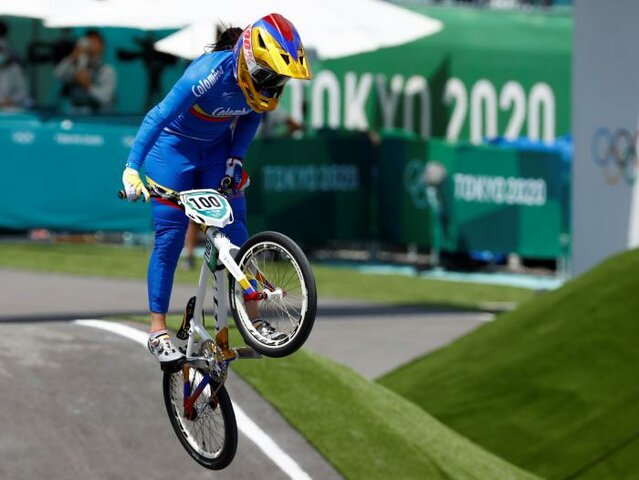 MIRANA PAJON REINA DEL BMX