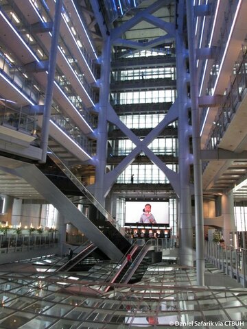 Banca, Hong kong-FOSTER