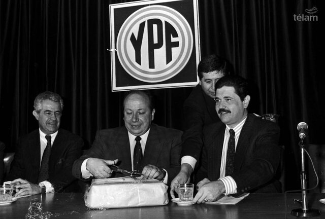Privatización de YPF