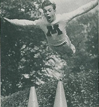 Johnny Campbell  ex porrista