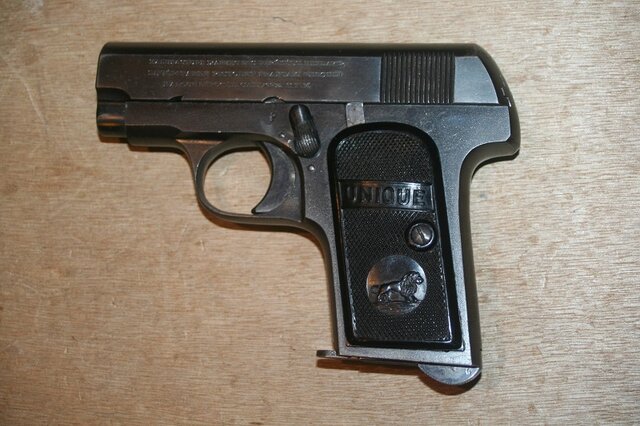 Bondonny remet arme Bodchon