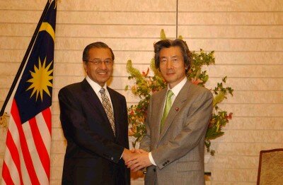 MAHATHIR IN GIAPPONE