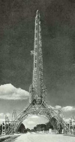 Edificación de la Torre del reformador