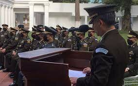 Presencia militar en el gobierno