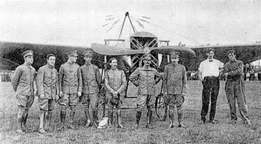 Apertura de la Escuela de Aviación