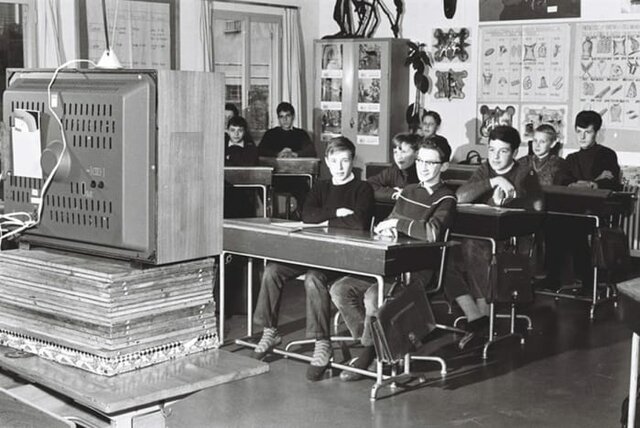 INTEGRACIÓN DE LA TELEVISIÓN A ESTA MODALIDAD.