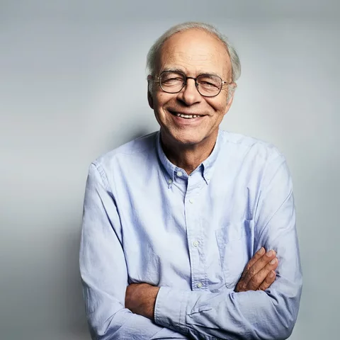 PETER SINGER