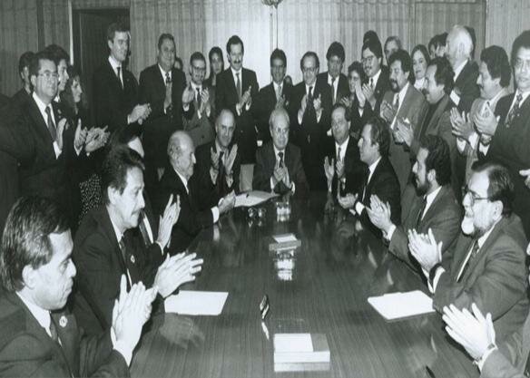 Firma del Trato de Paz entre el Salvador y Guatemala