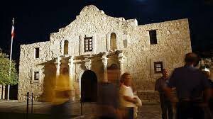 Santa Anna reaches the Alamo