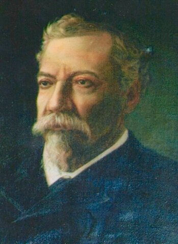 Regreso de Lorenzo Montufar