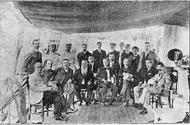 1906 Guatemala, El Salvador y honduras, estaban enfrentados por la construcción del ferrocarril guatemalteco, firma La Paz