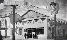 Inauguración del Teatro Abril