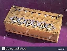 A OESAR DE SER INFERIOR AL RELOJ CALCULADOR