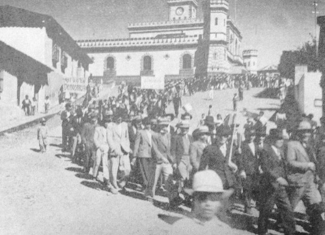 Cese del poder General Lázaro Chacón