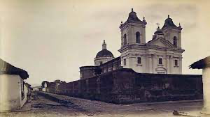 Fin a la Institución de "Manos Muertas"