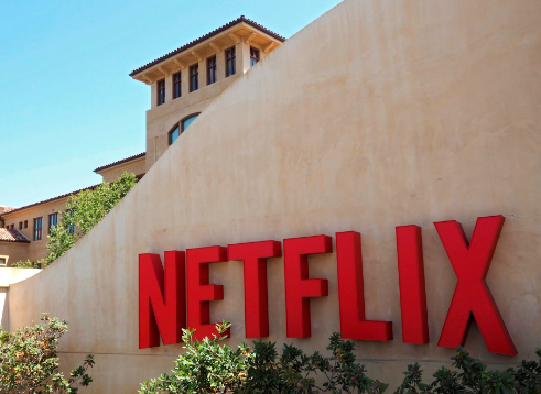 EL FUTURO: DE EXHIBIDOR A PRODUCTOR