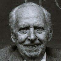 Murray Bowen: family as emotional unit