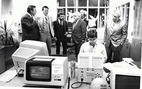 1983 Estandarización del TCP/IP / Proyecto Athena