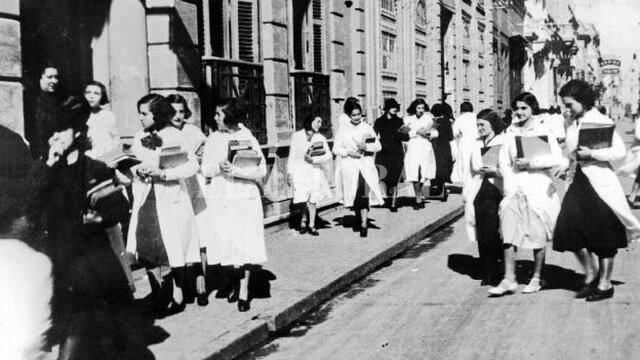 Clausura de la Escuela Especial de Profesorado en Kindergarten de Capital Federal