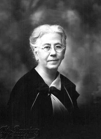 Maestra de la Patria Rosarito Vera Peñaloza