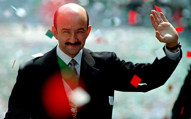 Sexenio de Carlos Salinas de Gortari (1988-1994).