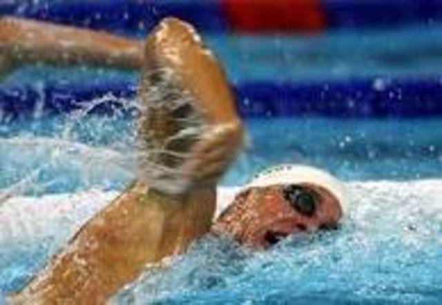 Finish Swimming in Niles West