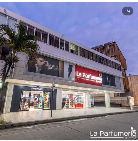 Inauguración de la Parfumerie 2.