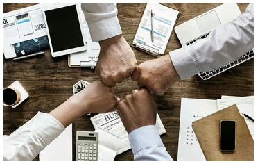 ENFOQUE HUMANISTA: Teoría de las relaciones humanas