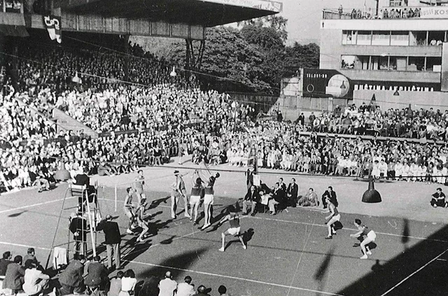 Campeonatos Mundiales III Masculino y II Femenino en París