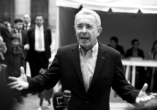 Presidente Álvaro Uribe.