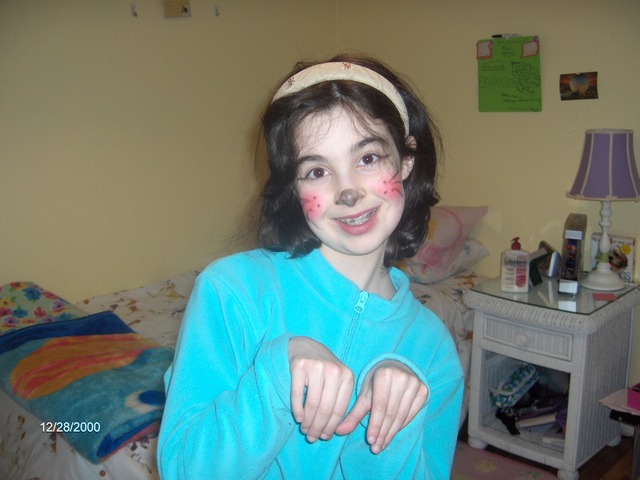 Actué en una troupe de theatre en la play: “Tortoise vs Hare.”