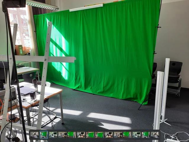 Onlineunterricht mit Greenscreen
