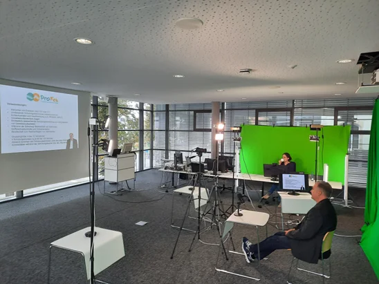 Konferenz im Livestream