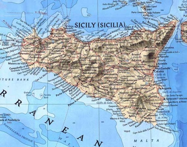 The Casablanca Conference : U.S. and Britain President Roosevelt and Prime minister Winston Churchill agree that Germany must surrender unconditionally. They also plan the Allied invasion of Sicily (Italy)