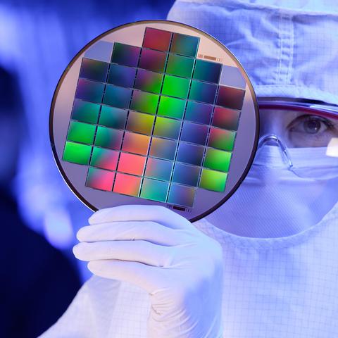 Placa de silicio con procesadores de cámaras digitales