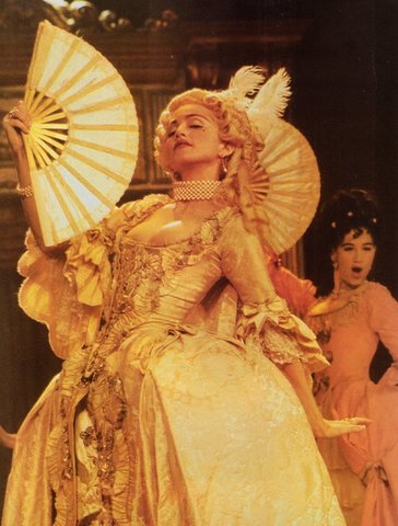 M performs 'Vogue' at the 1990 MTV VMA awards