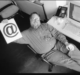 Se envía el primer correo electrónico: QWERTYUIOP