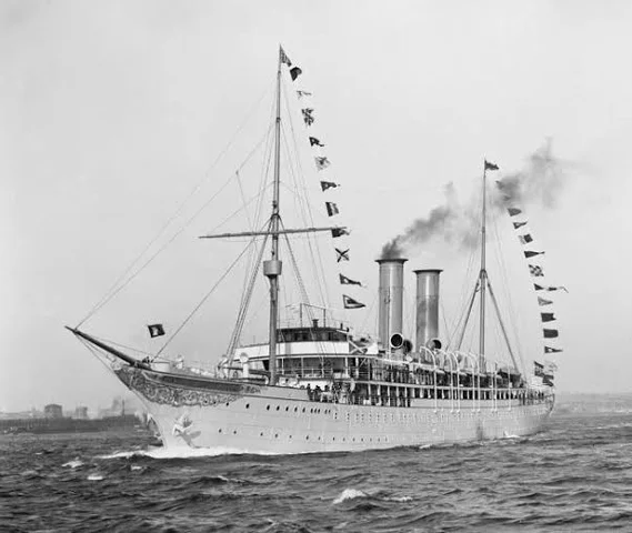 Primer Crucero En La Historia