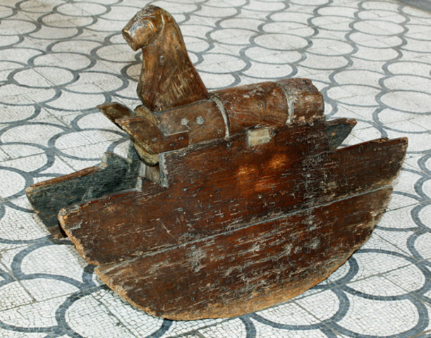 Ξύλινο αλογάκι