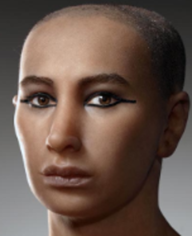 Couple sails to Luxor